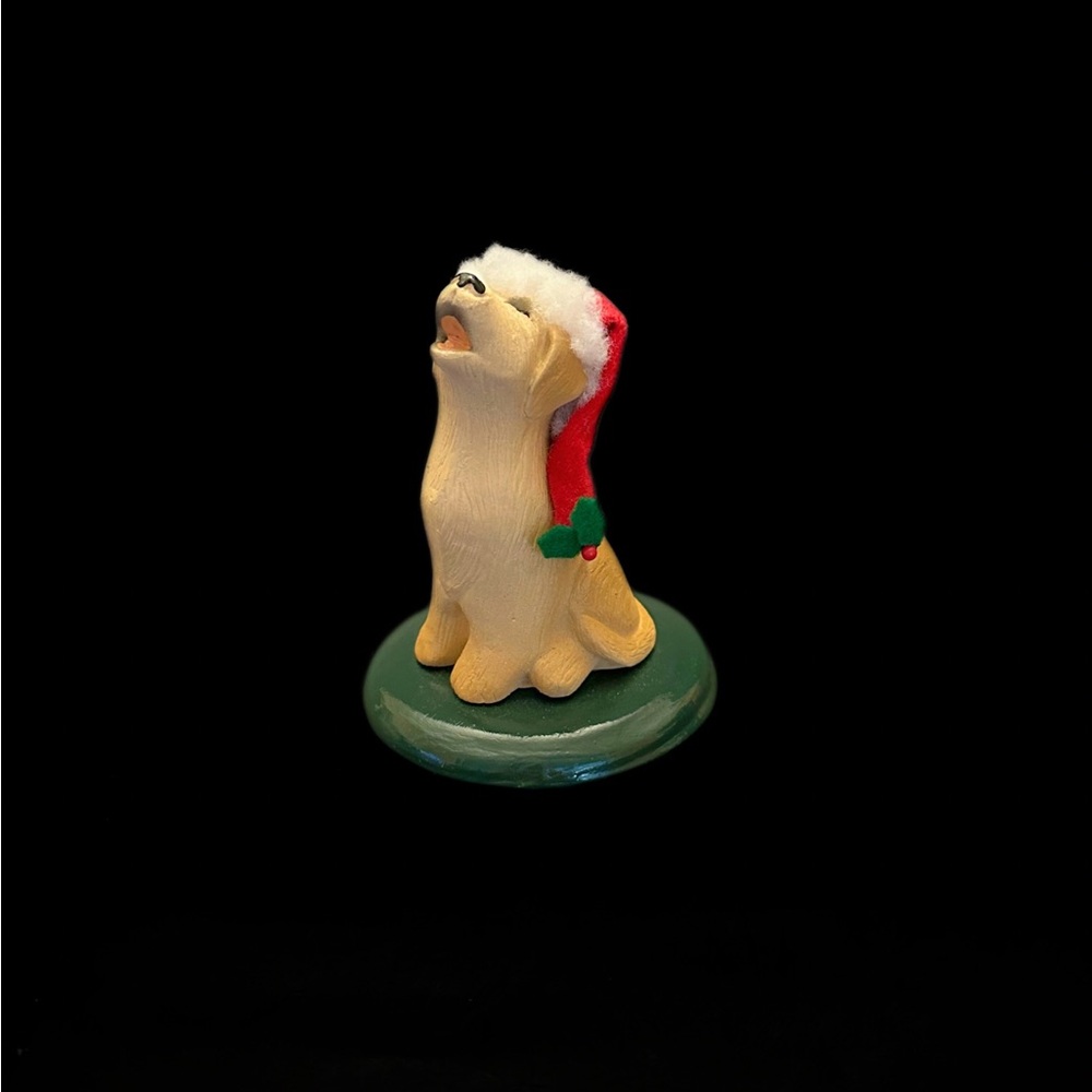 Byers’ Choice Dog Caroler Figurine w/ Santa Hat Christmas Holiday Decor